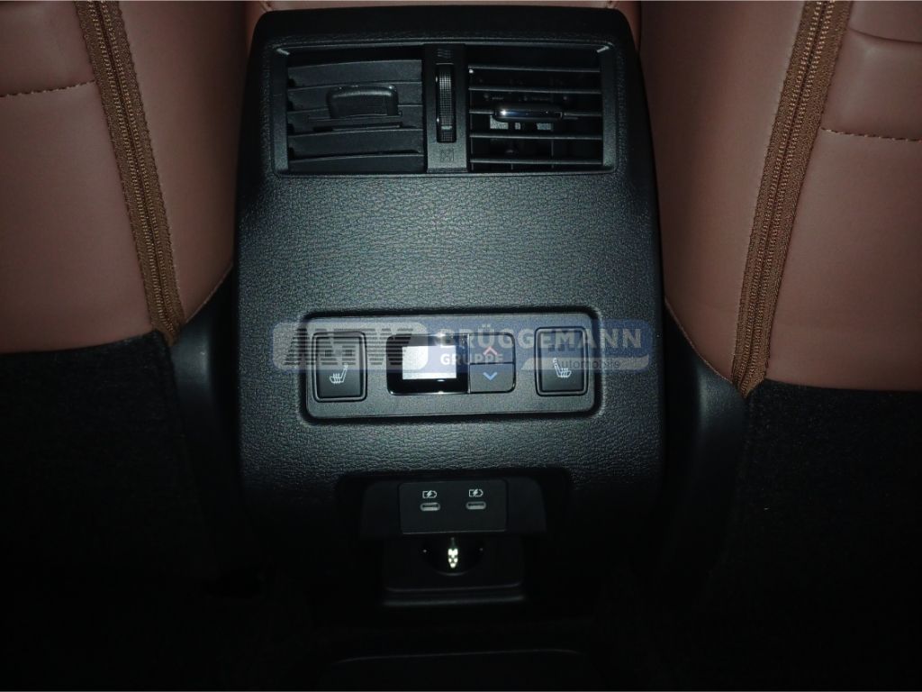 Mitsubishi Plug-in Hybrid Outlander