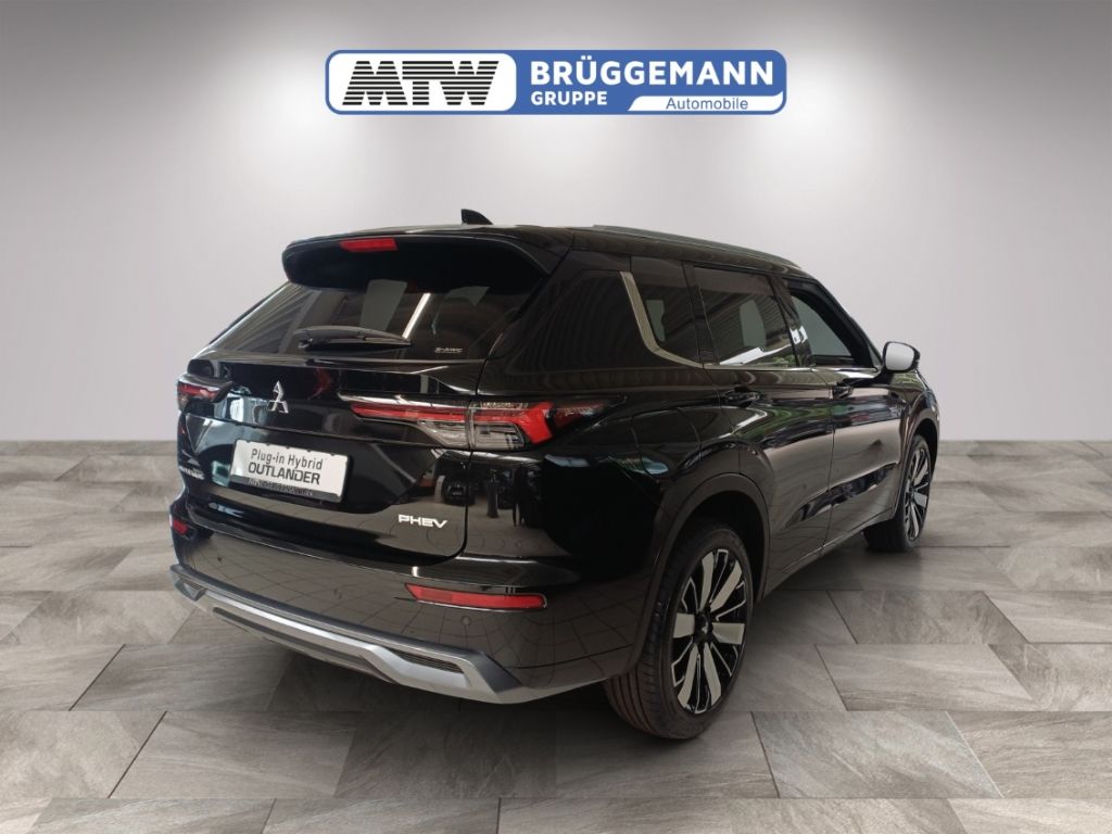 Mitsubishi Plug-in Hybrid Outlander