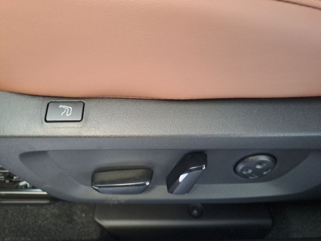Mitsubishi Plug-in Hybrid Outlander