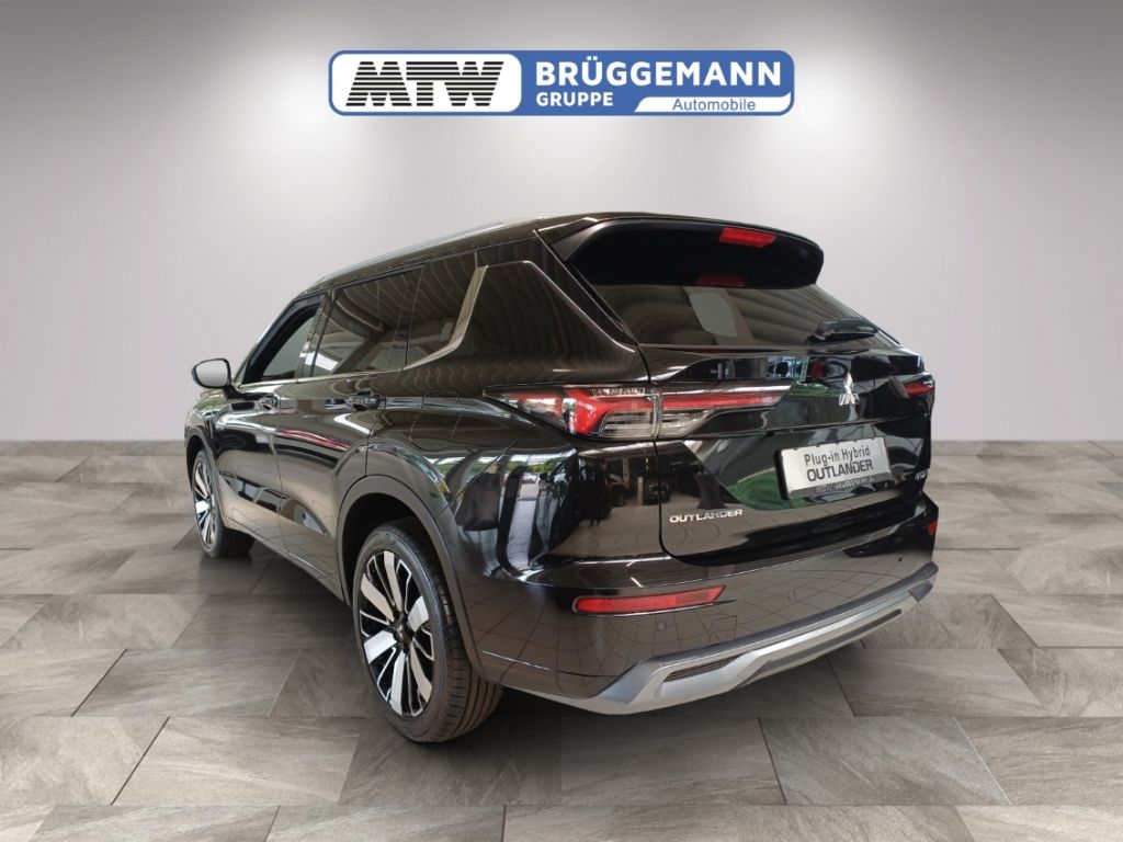 Mitsubishi Plug-in Hybrid Outlander