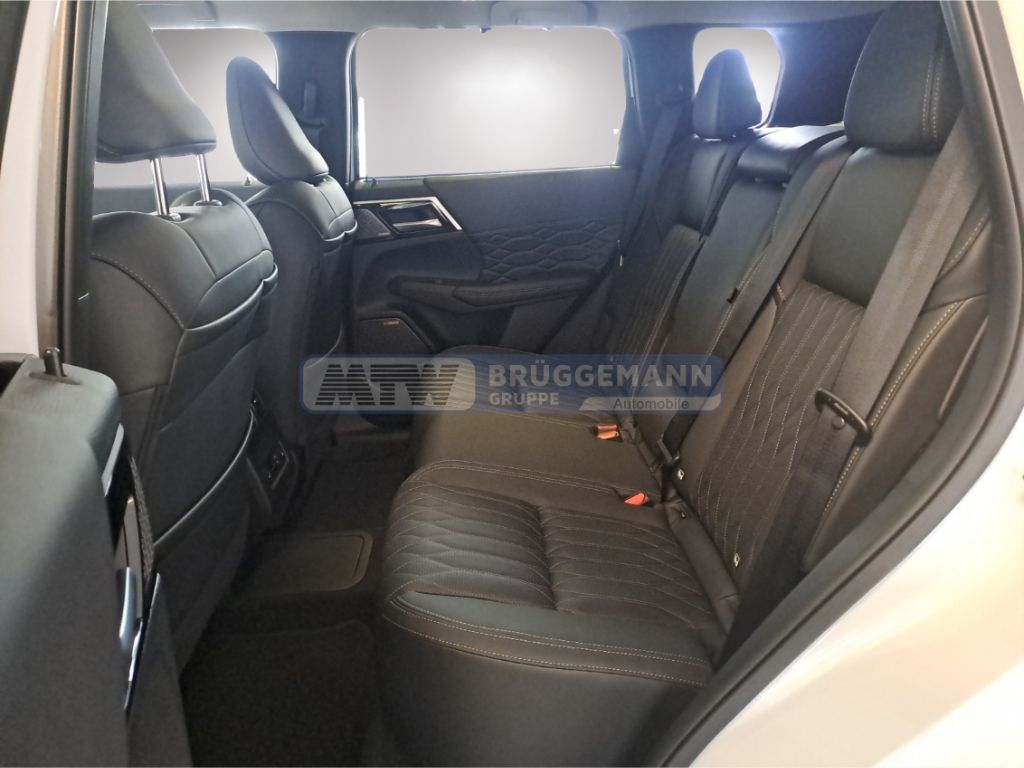 Mitsubishi Plug-in Hybrid Outlander