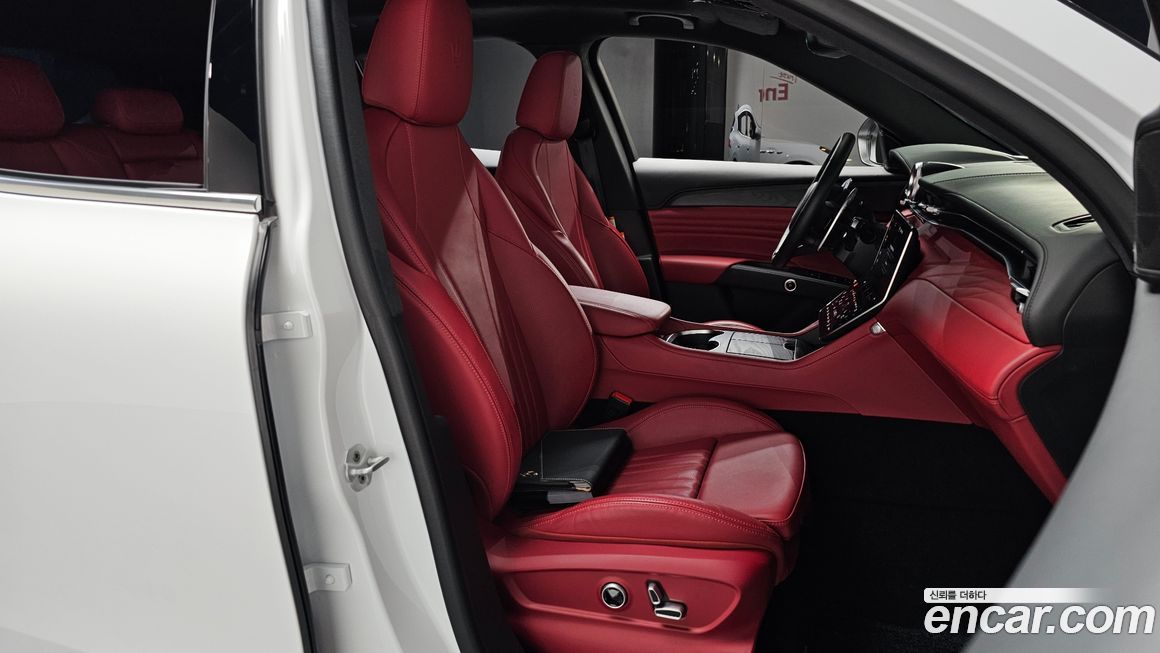 Maserati Grecale 2023