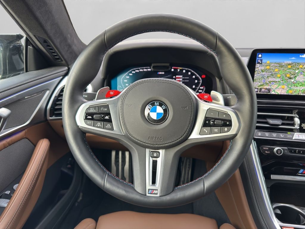BMW M8 2025