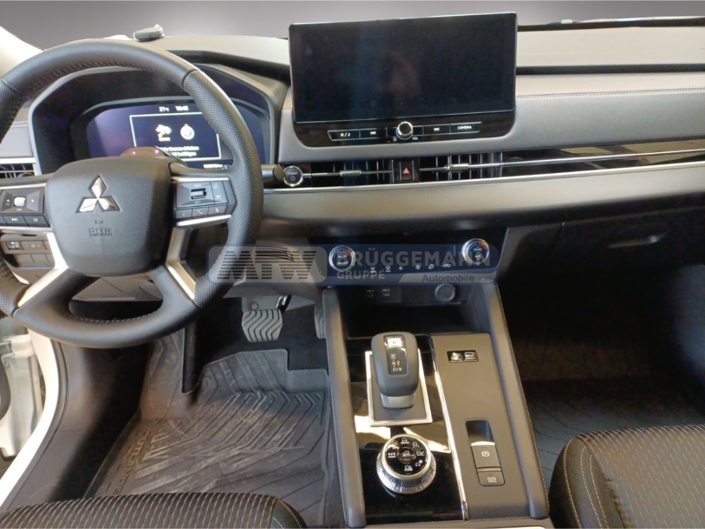 Mitsubishi Plug-in Hybrid Outlander