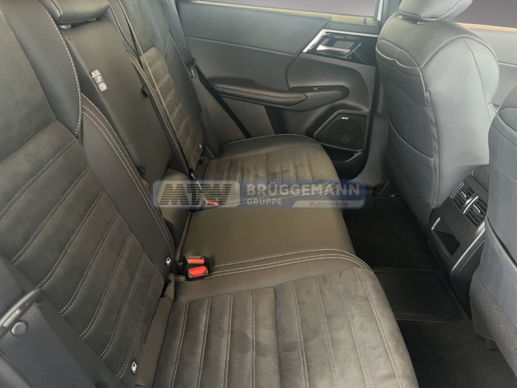 Mitsubishi Plug-in Hybrid Outlander