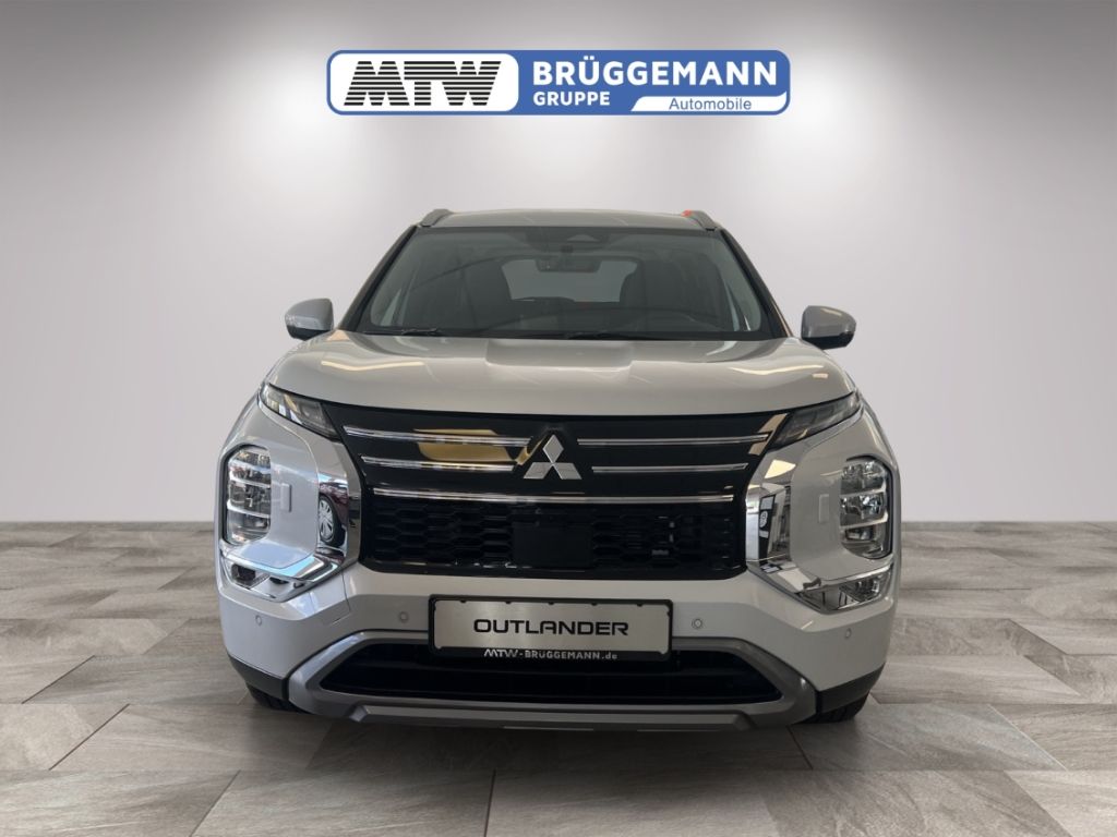 Mitsubishi Plug-in Hybrid Outlander