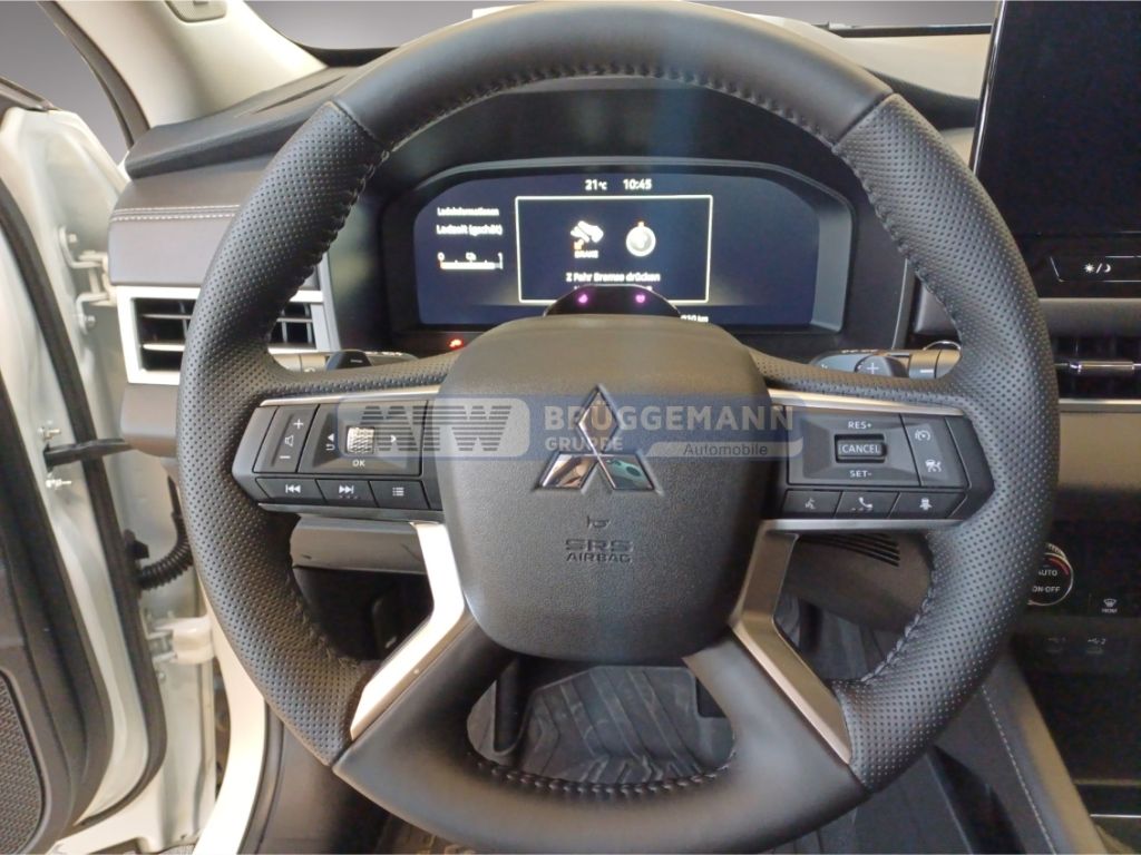 Mitsubishi Plug-in Hybrid Outlander