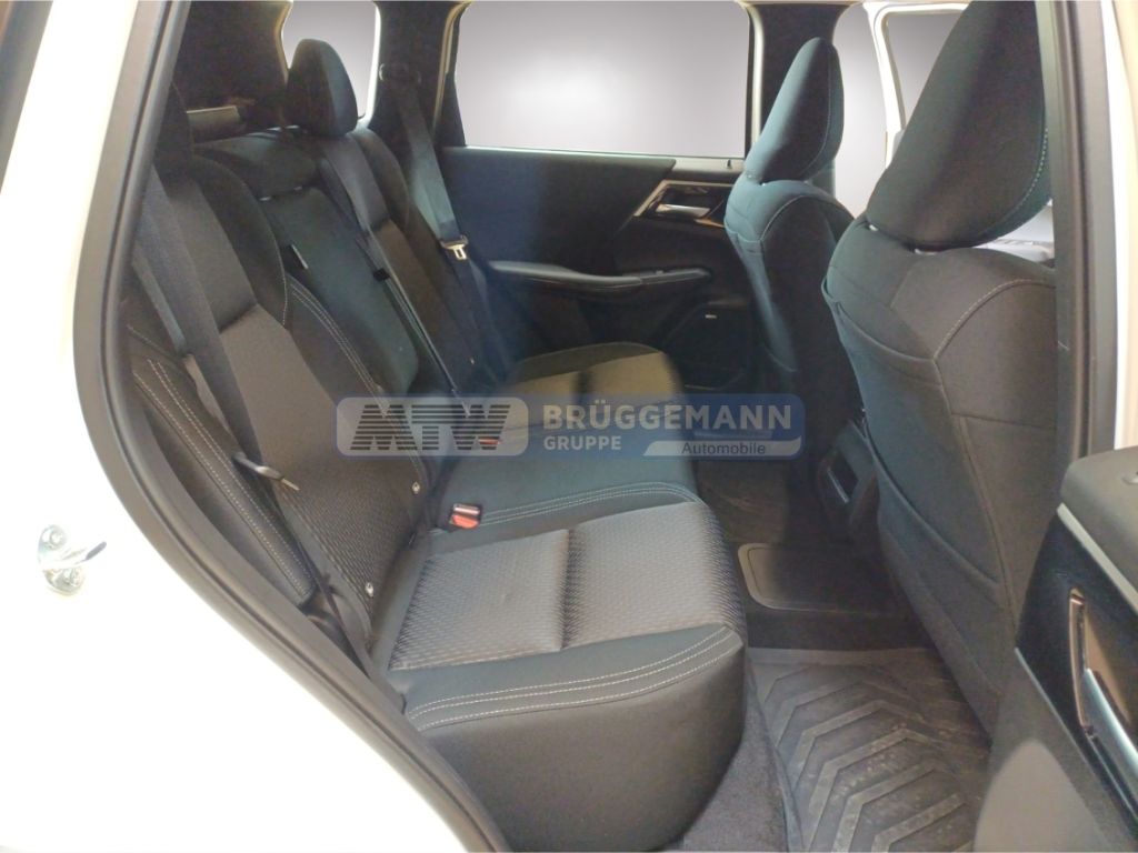 Mitsubishi Plug-in Hybrid Outlander