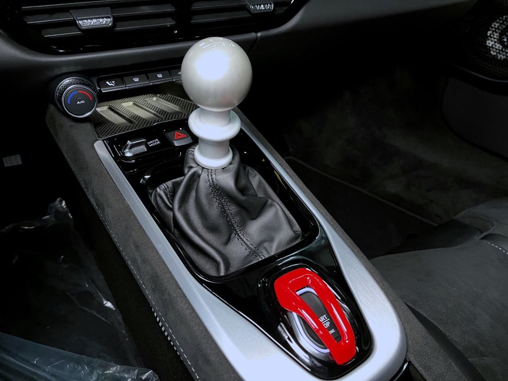 Lotus Emira