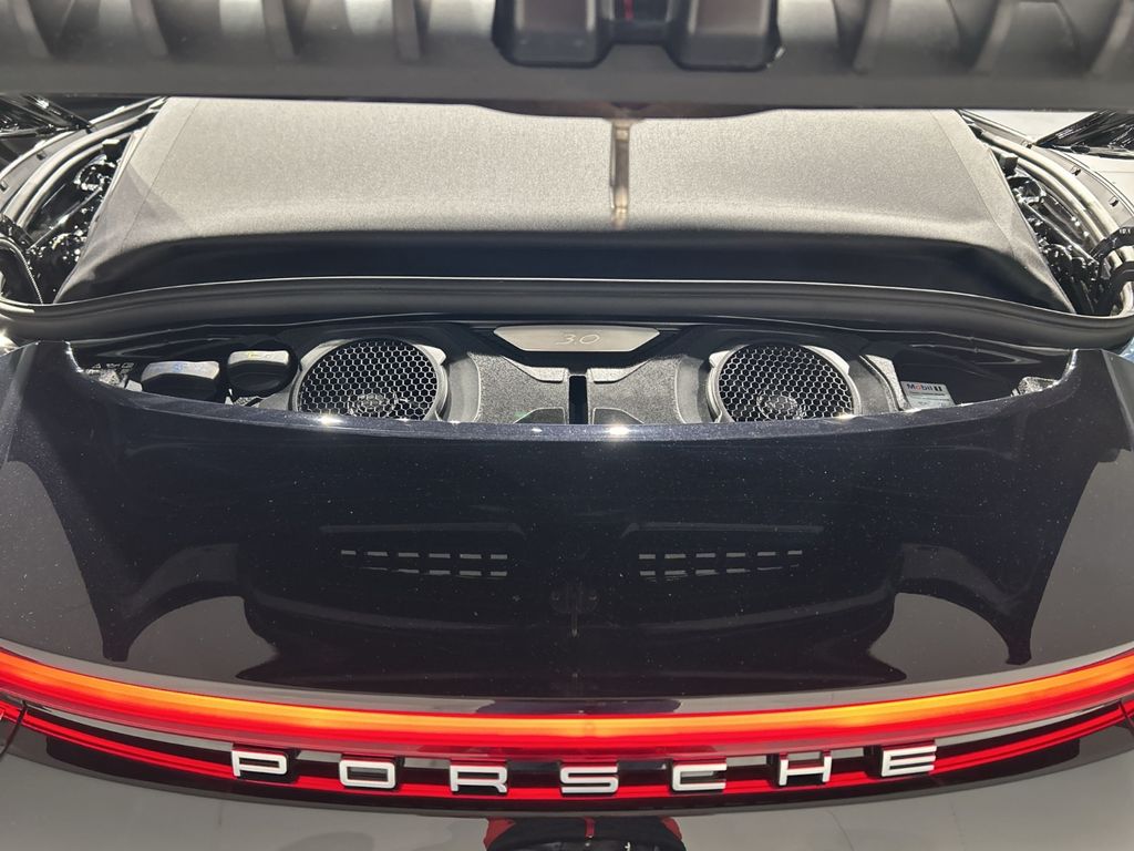 Porsche 992 2024