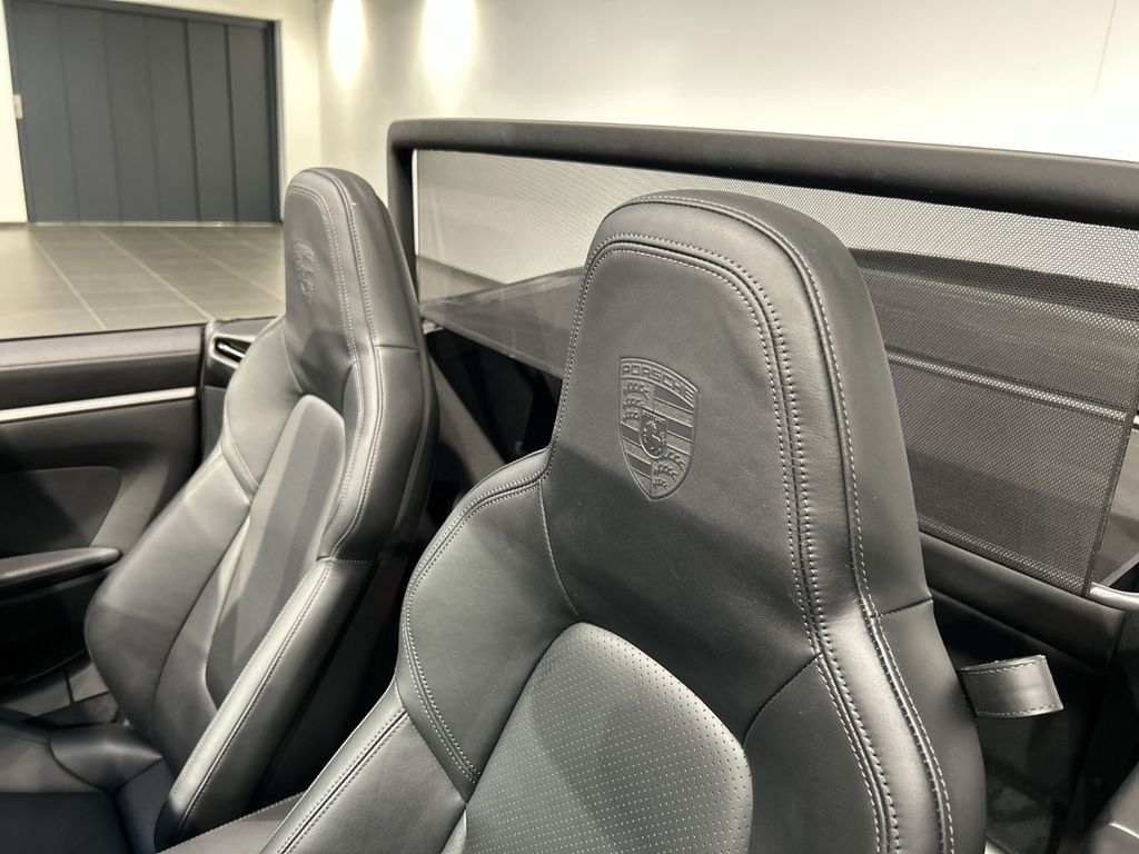Porsche 992 2024