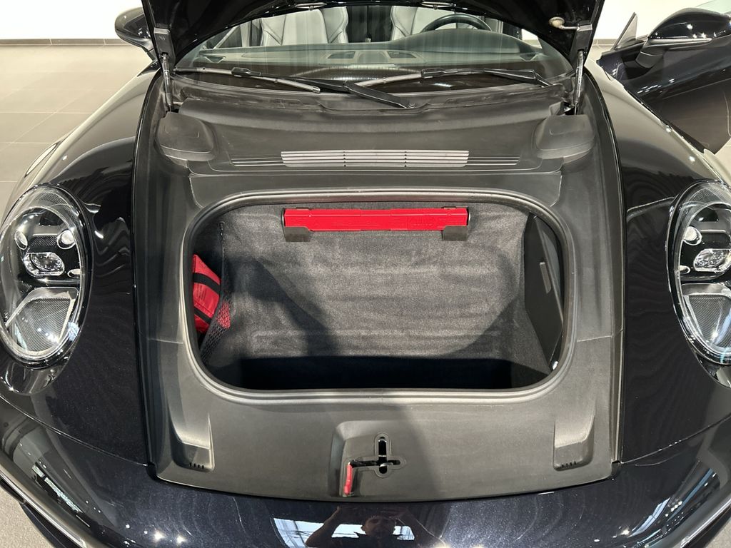 Porsche 992 2024