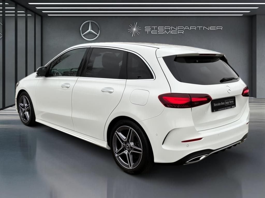 Mercedes-Benz B 220 2024