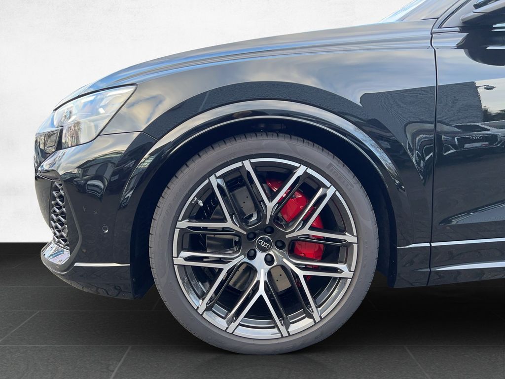 Audi RSQ8 2024