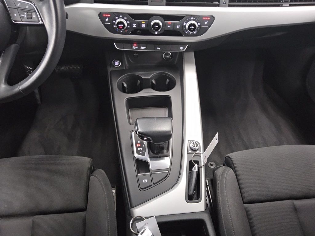 Audi A4 2021