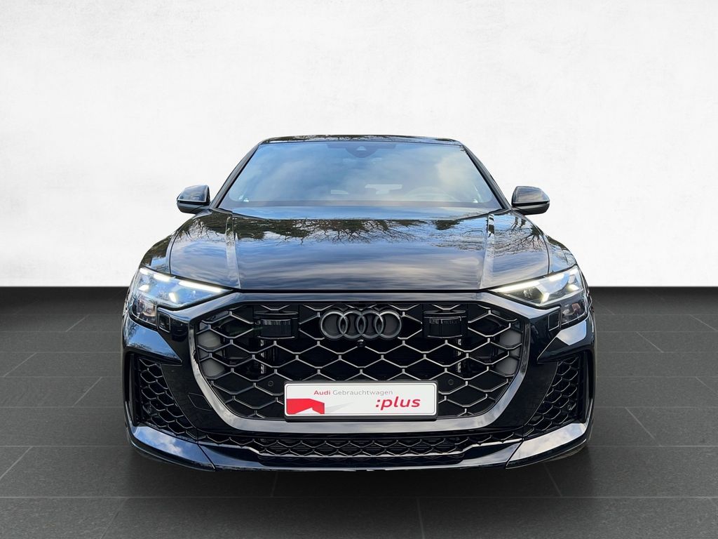 Audi RSQ8 2024