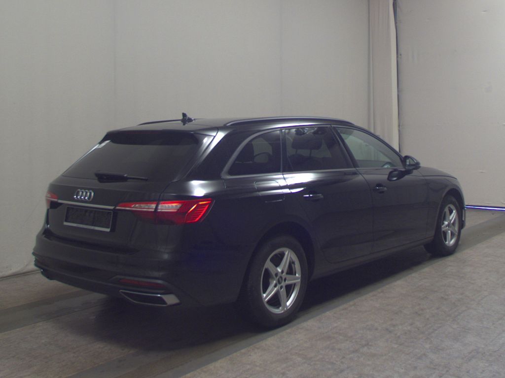 Audi A4 2021
