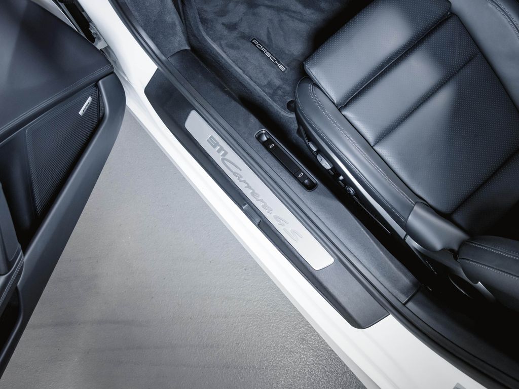 Porsche 992 2024