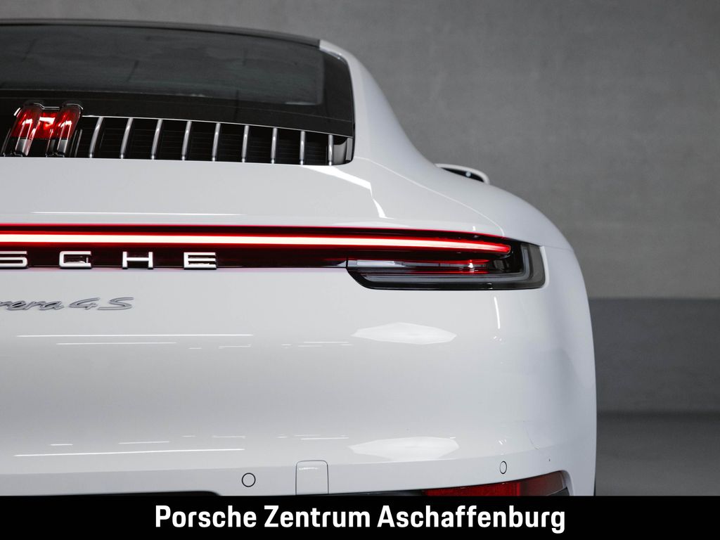 Porsche 992 2024