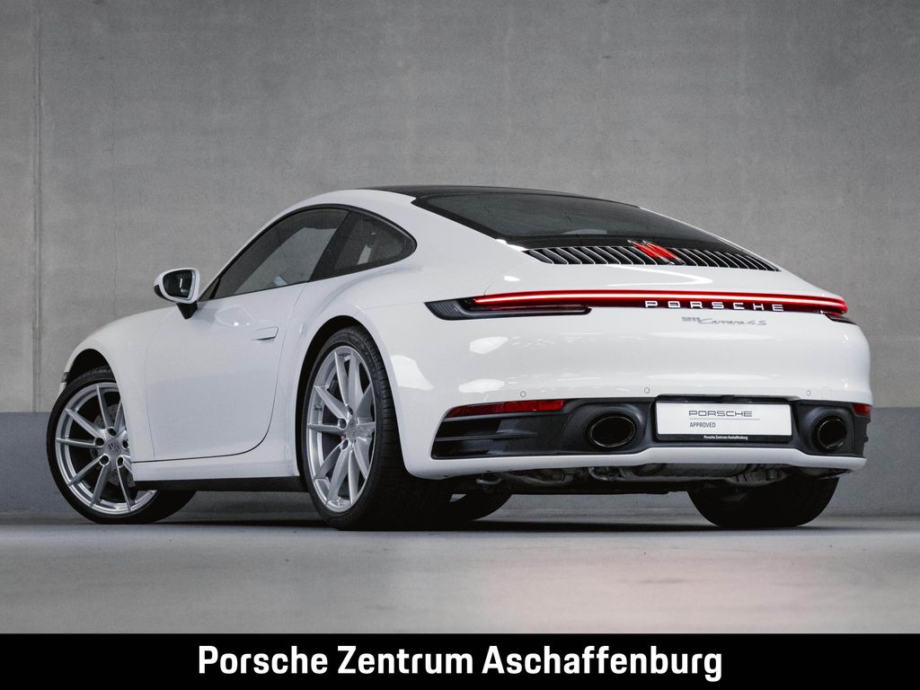 Porsche 992 2024