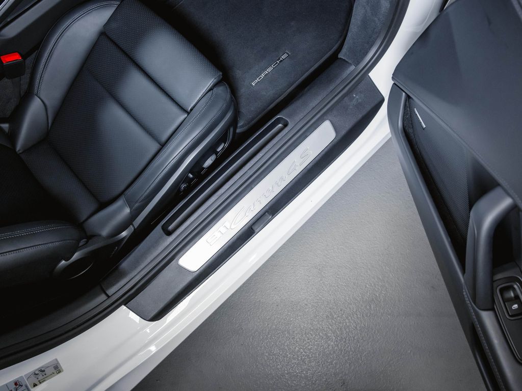 Porsche 992 2024