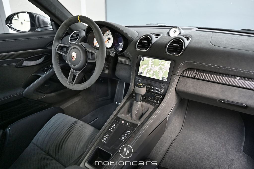 Porsche Cayman 2023