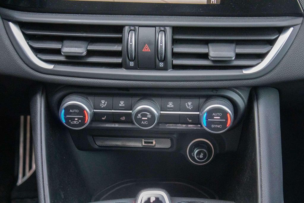 Alfa Romeo Giulia 2024