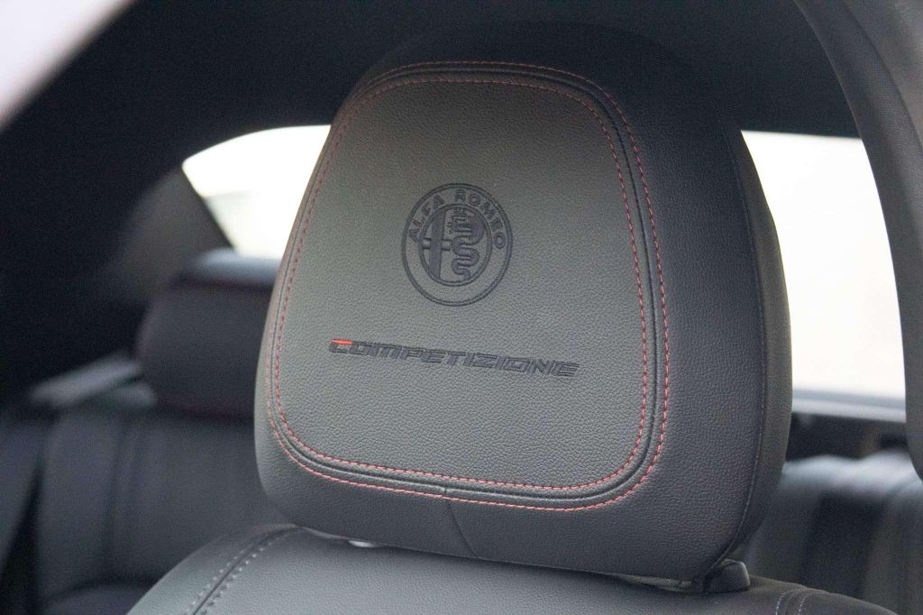 Alfa Romeo Giulia 2024