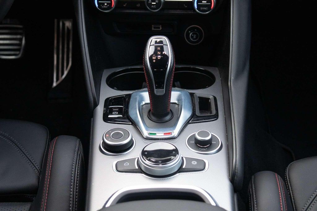 Alfa Romeo Giulia 2024