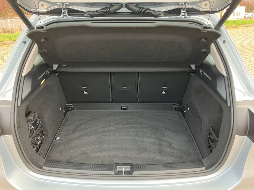 Mercedes-Benz B 200 2024