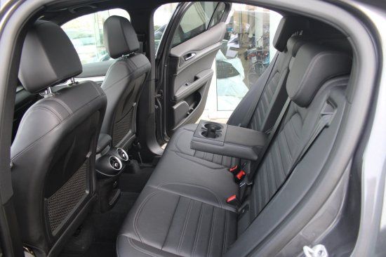 Alfa Romeo Stelvio 2022