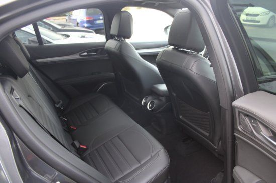 Alfa Romeo Stelvio 2022