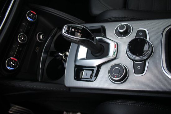 Alfa Romeo Stelvio 2022