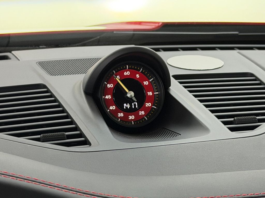 Porsche 992 2022