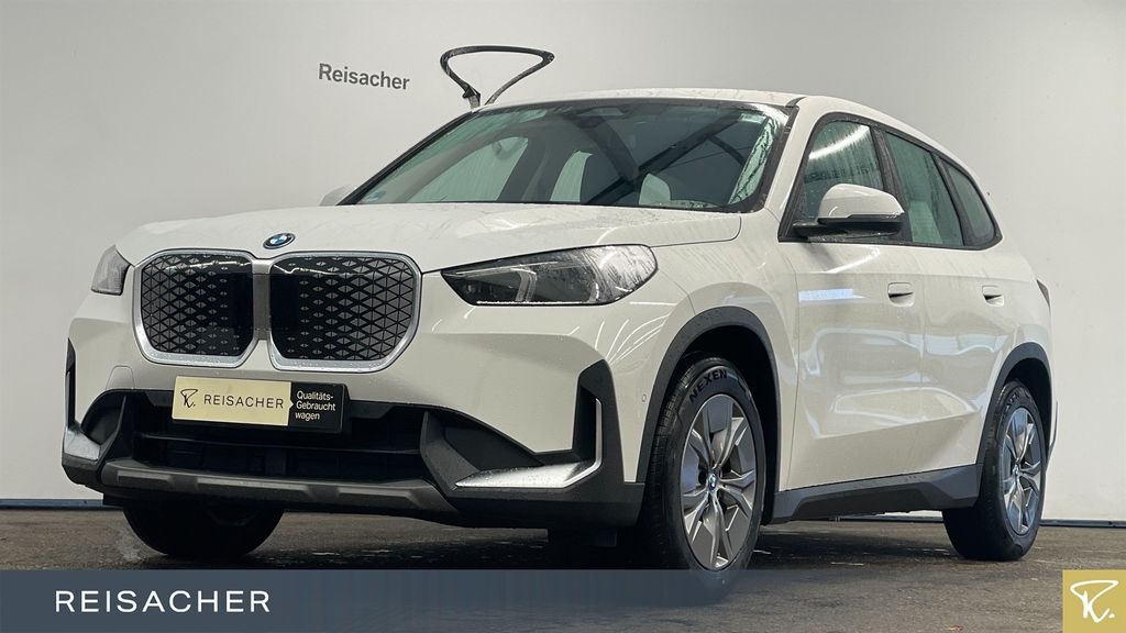 BMW iX1 2023