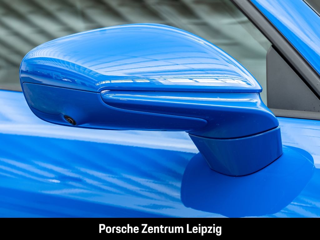 Porsche 992 2025