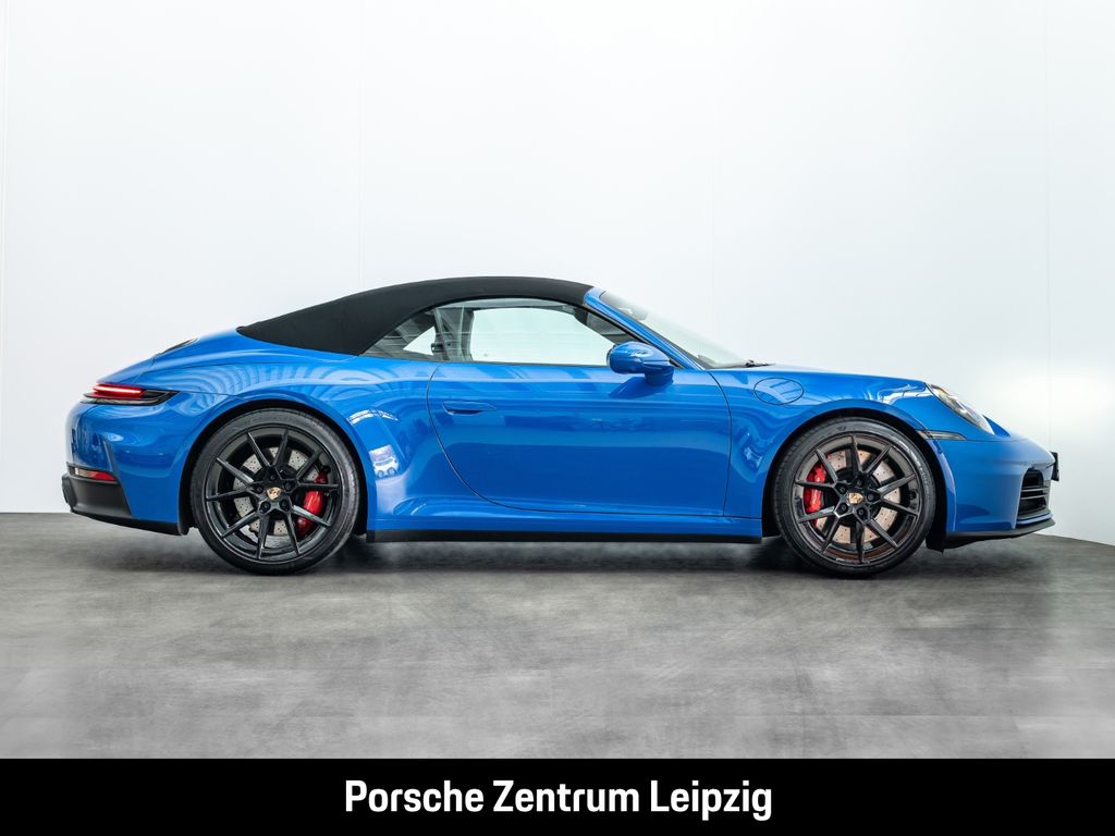 Porsche 992 2025