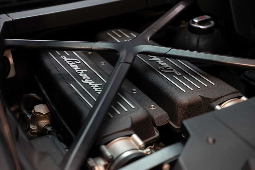 Lamborghini Huracán 2021