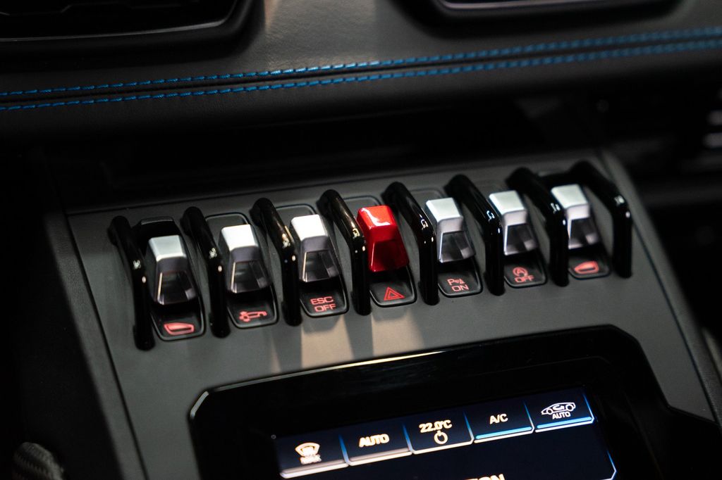 Lamborghini Huracán 2021