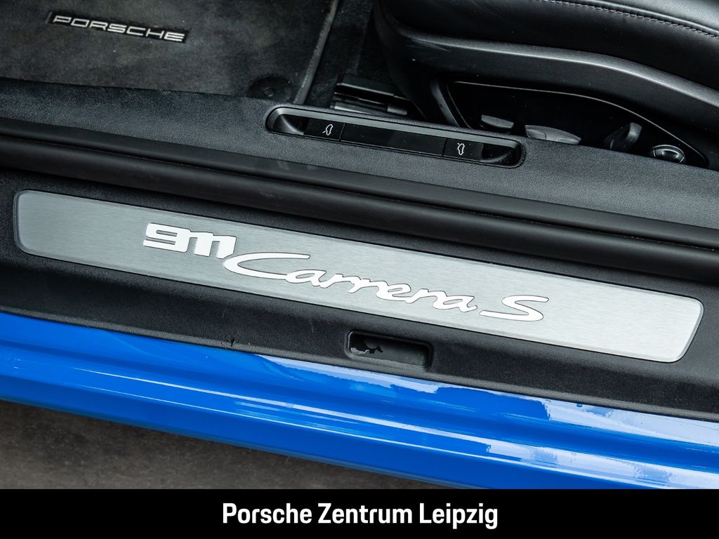 Porsche 992 2025