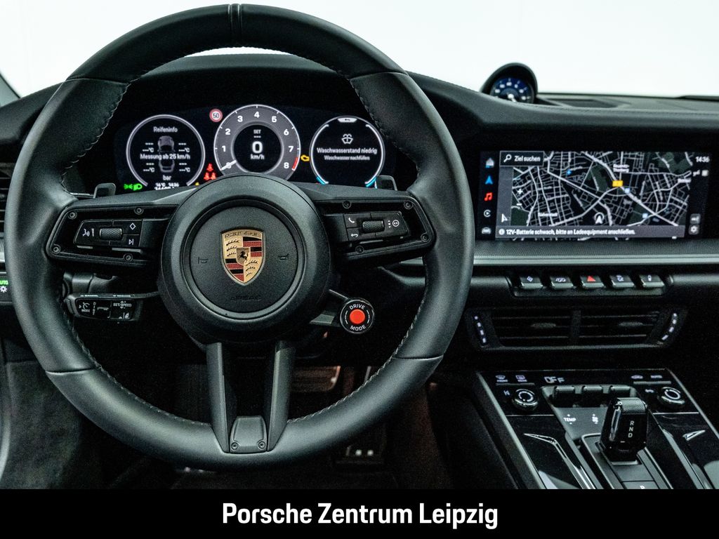Porsche 992 2025