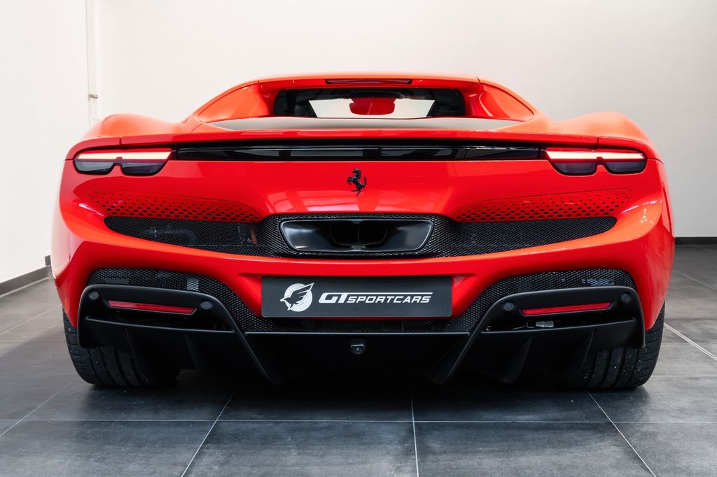 Ferrari 296 GTB 2023