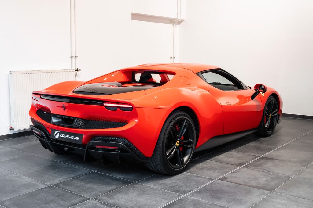 Ferrari 296 GTB 2023