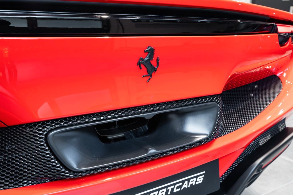 Ferrari 296 GTB 2023