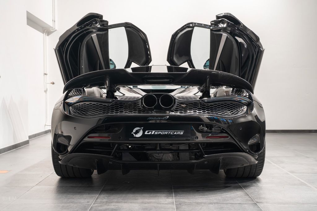 McLaren 750S 2025