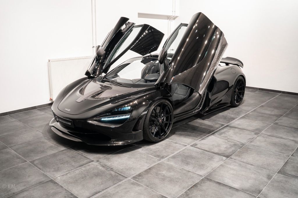 McLaren 750S 2025