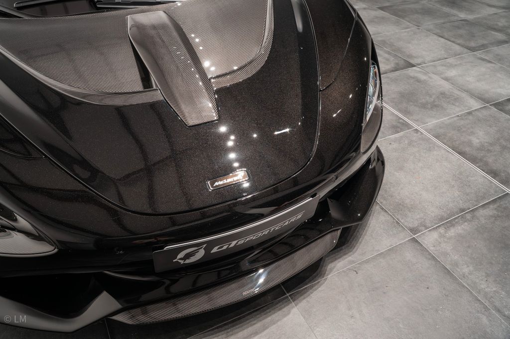 McLaren 750S 2025