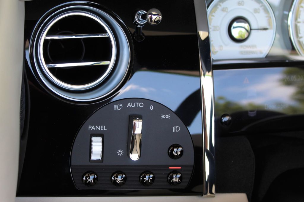 Rolls-Royce Dawn 2018