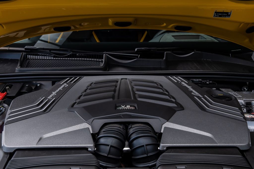 Lamborghini Urus 2025