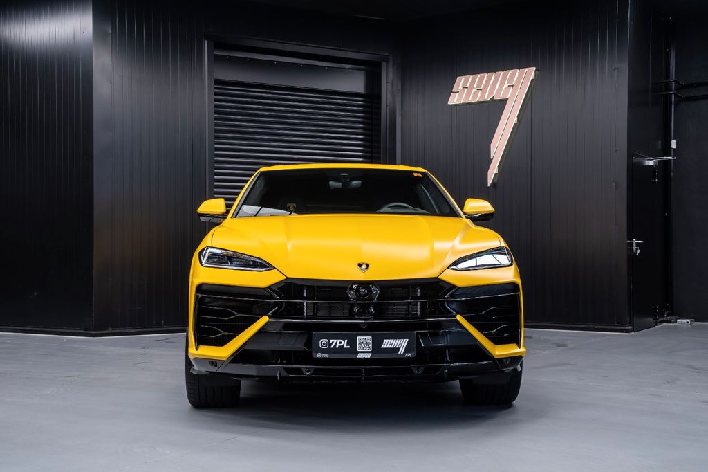 Lamborghini Urus 2025